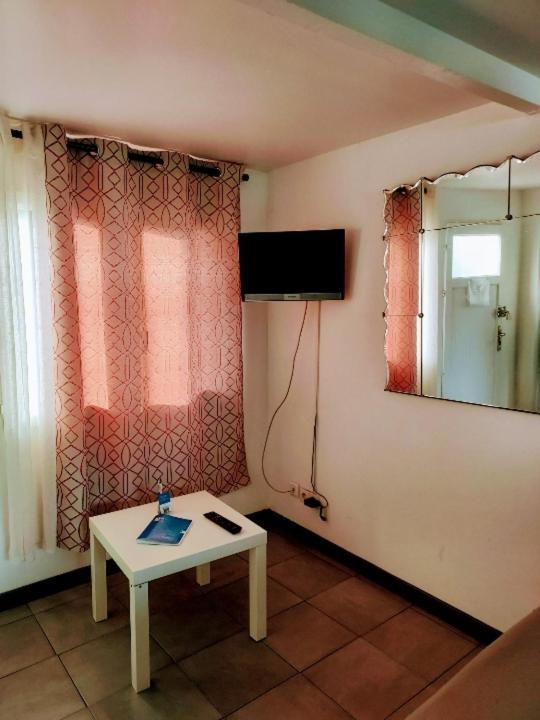 12, Route De Paris Apartment Grainville Luaran gambar